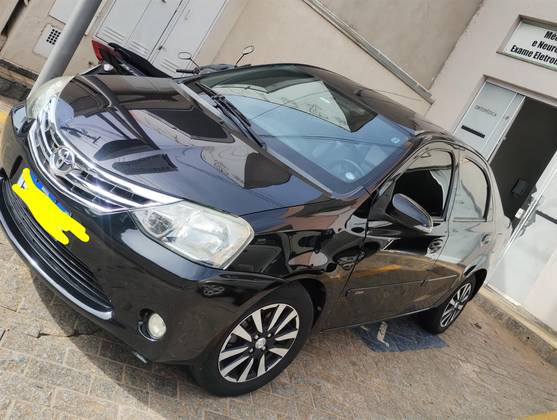 TOYOTA ETIOS 1.5 PLATINUM SEDAN 16V FLEX 4P MANUAL